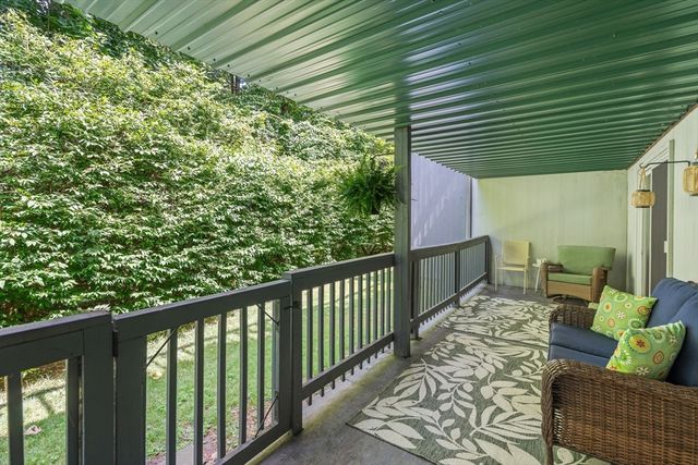 38 Woodland Park Dr 38, Haverhill, MA 01830