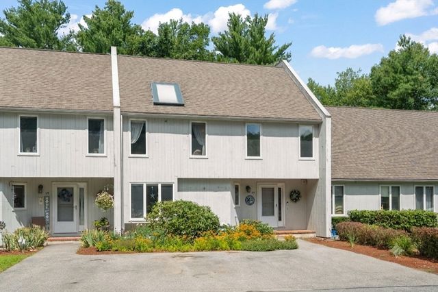 38 Woodland Park Dr 38, Haverhill, MA 01830