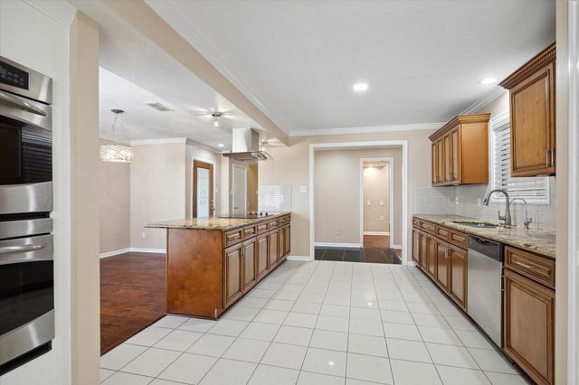 3302 Chris Drive, Houston, TX 77063