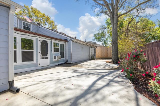 3302 Chris Drive, Houston, TX 77063