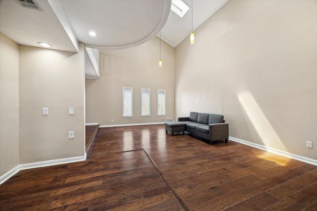 3302 Chris Drive, Houston, TX 77063