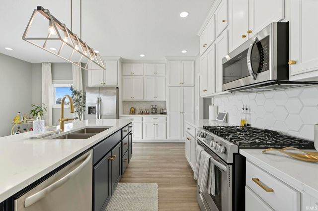 12203 Speranza Drive, Fort Wayne, IN 46818