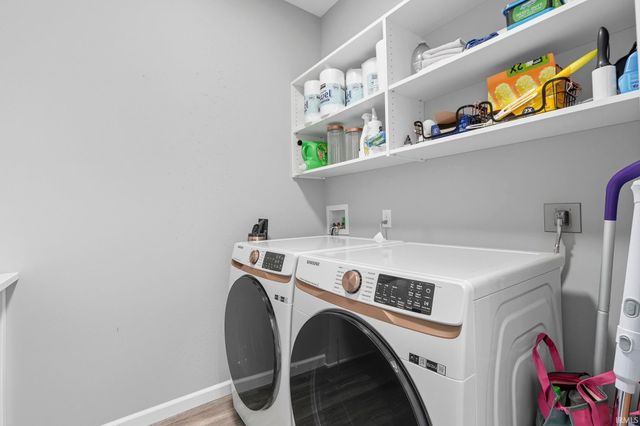 12203 Speranza Drive, Fort Wayne, IN 46818