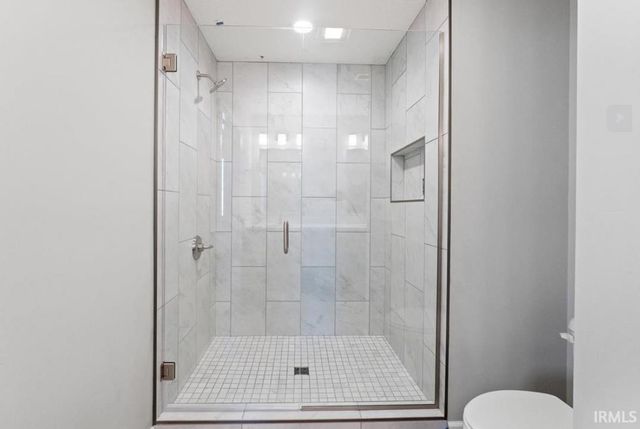 12203 Speranza Drive, Fort Wayne, IN 46818