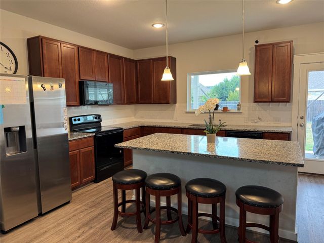 1204 Morning View RD, Georgetown, TX 78628