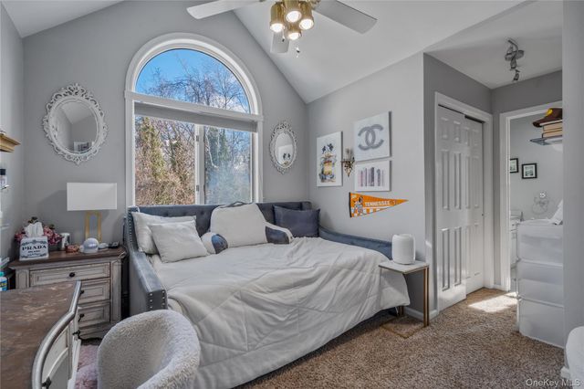 65 Birchbrook Drive, Smithtown, NY 11787