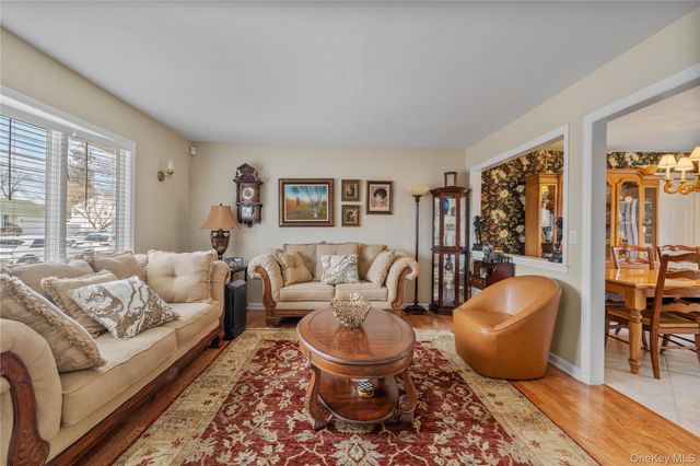 65 Birchbrook Drive, Smithtown, NY 11787