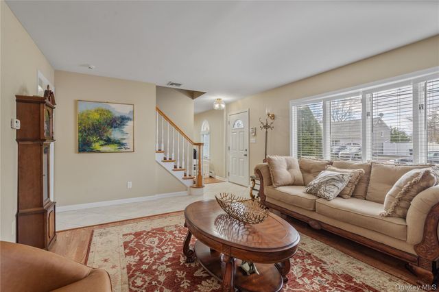 65 Birchbrook Drive, Smithtown, NY 11787