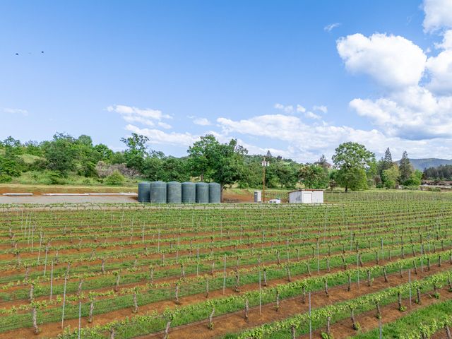 2871 Griffin Creek Road, Medford, OR 97501