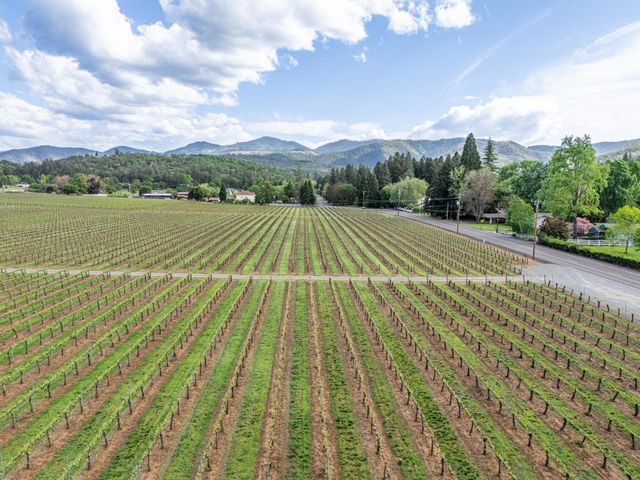 2871 Griffin Creek Road, Medford, OR 97501