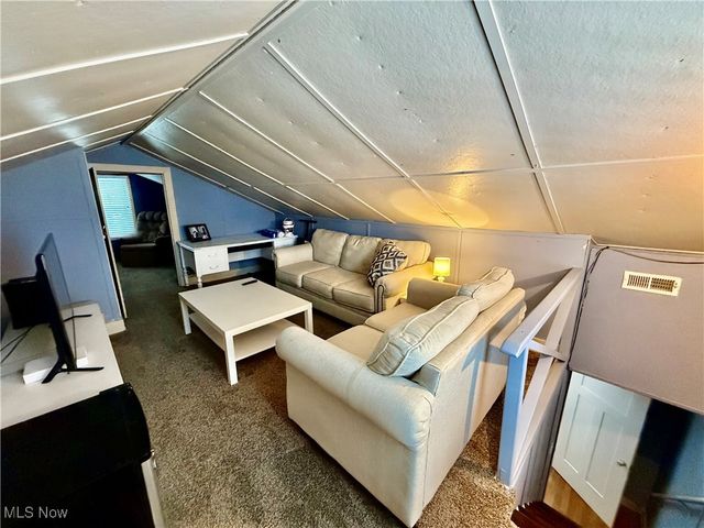 9 Storch Avenue, Wheeling, WV 26003