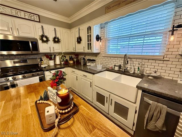 9 Storch Avenue, Wheeling, WV 26003