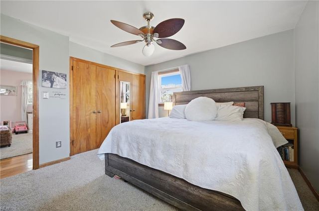 571 Viking DR, Newport News, VA 23602