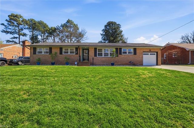 571 Viking DR, Newport News, VA 23602