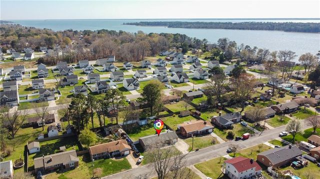 571 Viking DR, Newport News, VA 23602