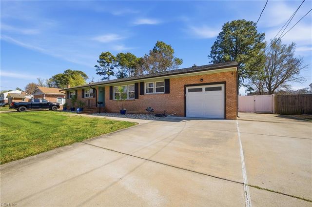 571 Viking DR, Newport News, VA 23602