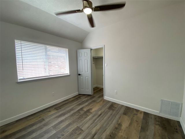 2800 Helen Lane, Mesquite, TX 75181