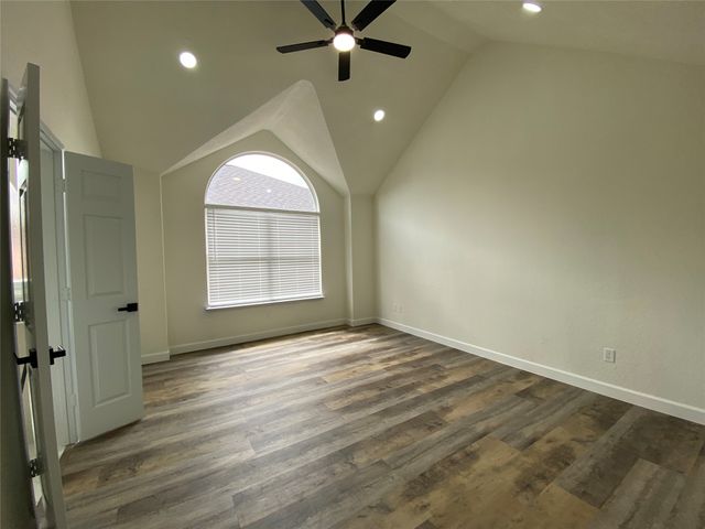 2800 Helen Lane, Mesquite, TX 75181