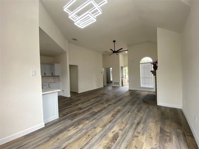 2800 Helen Lane, Mesquite, TX 75181
