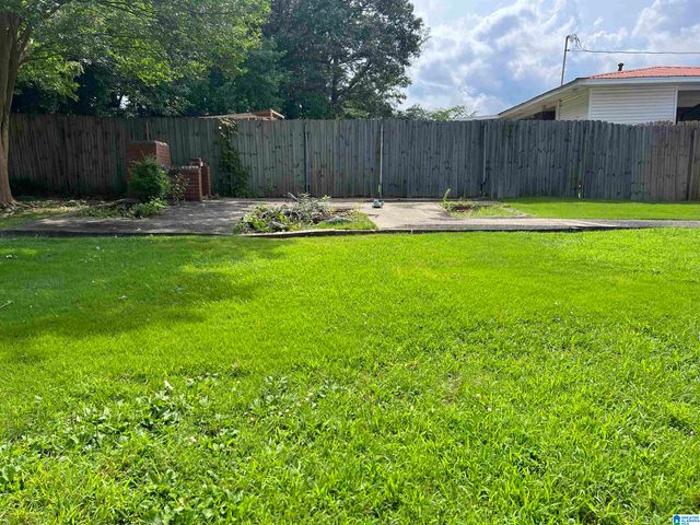 125 WOODLAND DRIVE, Talladega, AL 35160