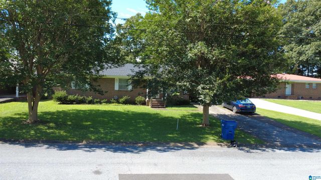 125 WOODLAND DRIVE, Talladega, AL 35160