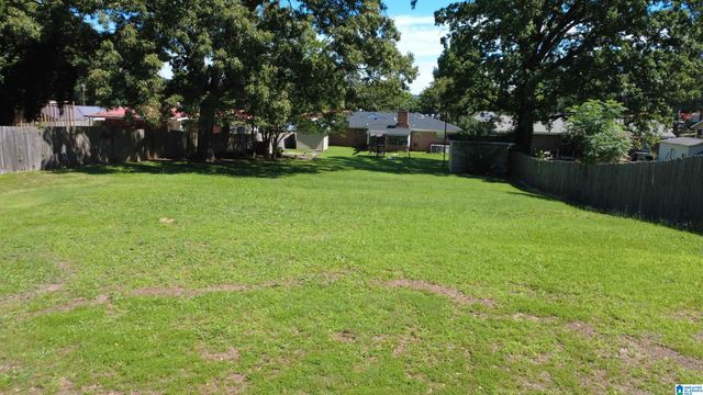 125 WOODLAND DRIVE, Talladega, AL 35160
