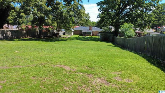 125 WOODLAND DRIVE, Talladega, AL 35160