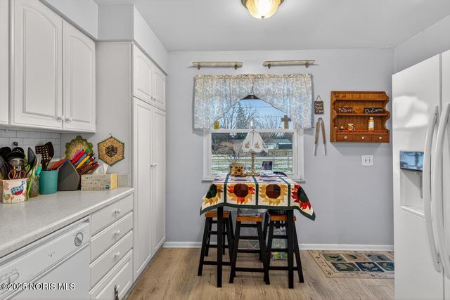 705 Regina Parkway, Toledo, OH 43612