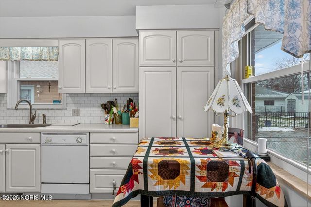 705 Regina Parkway, Toledo, OH 43612