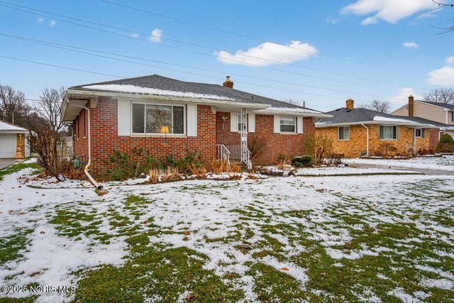 705 Regina Parkway, Toledo, OH 43612