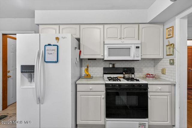 705 Regina Parkway, Toledo, OH 43612