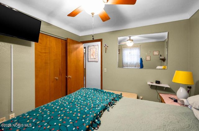 705 Regina Parkway, Toledo, OH 43612