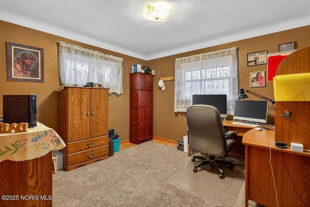 705 Regina Parkway, Toledo, OH 43612