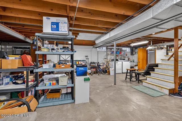 705 Regina Parkway, Toledo, OH 43612