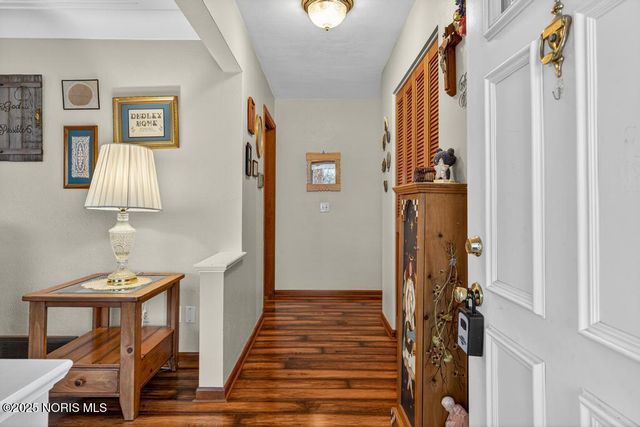 705 Regina Parkway, Toledo, OH 43612