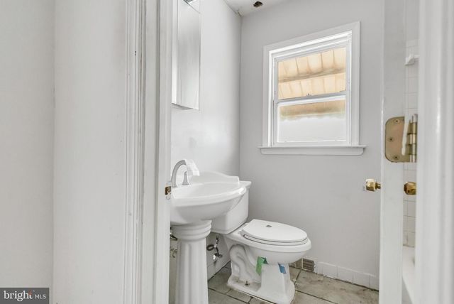 1146 BOOKER DR, Capitol Heights, MD 20743
