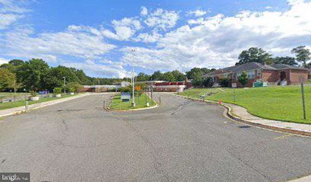 1146 BOOKER DR, Capitol Heights, MD 20743