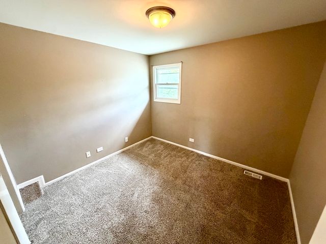 28W560 Bolles Avenue, West Chicago, IL 60185
