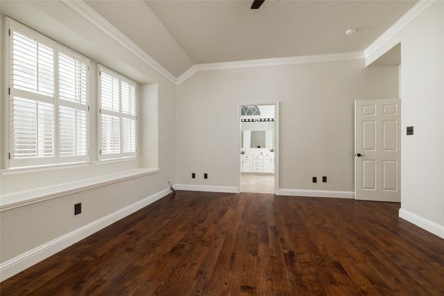 8905 Lakepointe Avenue, Rowlett, TX 75088