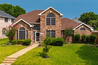 8905 Lakepointe Avenue, Rowlett, TX 75088