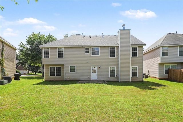 373 Kentwood Springs Drive, Hampton, GA 30228