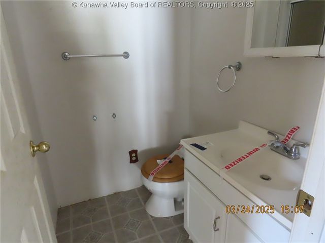 658 Campbells Creek Drive, Charleston, WV 25306