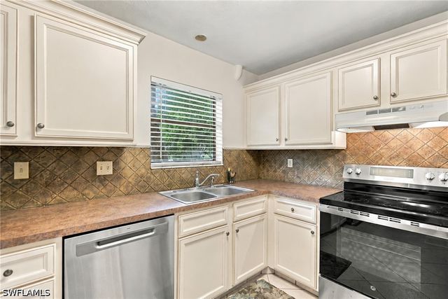 5501 Rattlesnake Hamm RD 209, Naples, FL 34113