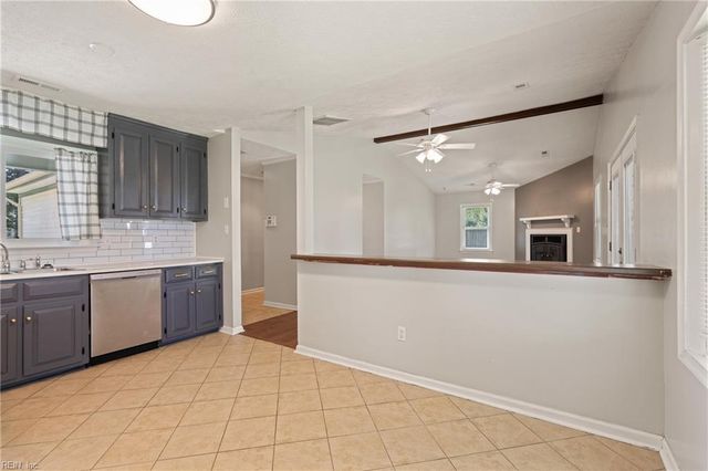 7 Sunny Meade CV, Hampton, VA 23666