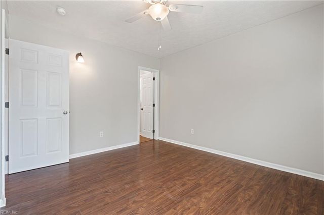 7 Sunny Meade CV, Hampton, VA 23666