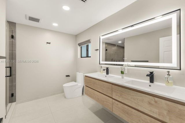 1840 SW 51st Ter, Plantation, FL 33317