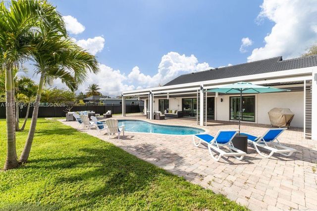 1840 SW 51st Ter, Plantation, FL 33317