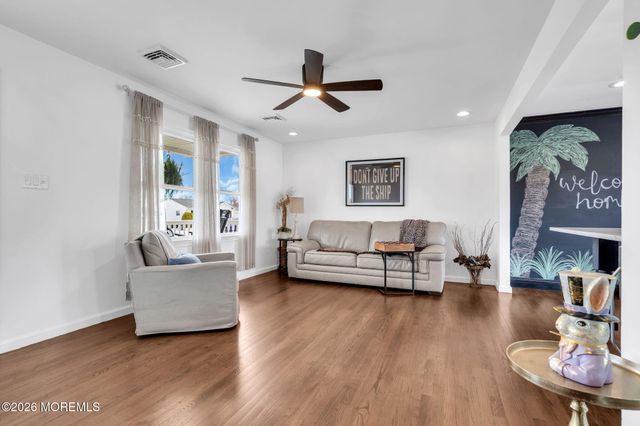 7 Hollywood Boulevard S, Forked River, NJ 08731