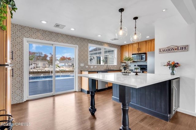 7 Hollywood Boulevard S, Forked River, NJ 08731