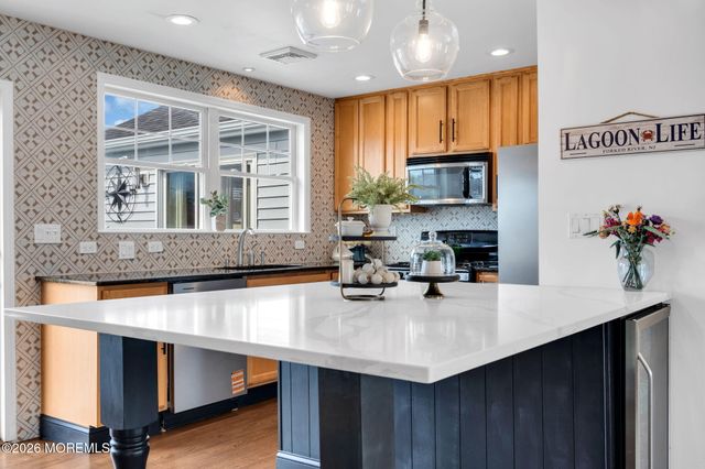 7 Hollywood Boulevard S, Forked River, NJ 08731